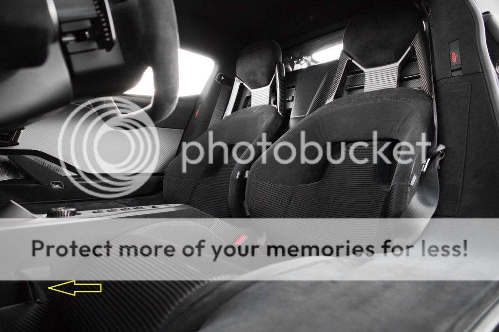 2017-Ford-GT-interior-seats.jpg