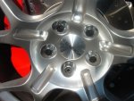 lug nut2.jpg