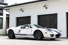 2005_ford_gt_3H2A8564-07935-scaled_jpgb.jpg