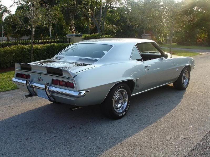 69_camaro_z28_09a.jpg