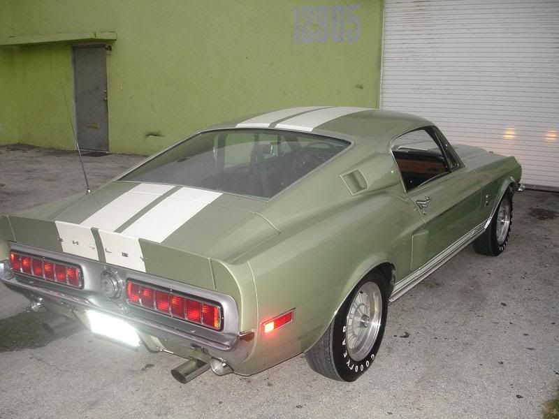 1968_Shelby_GT500_03.jpg