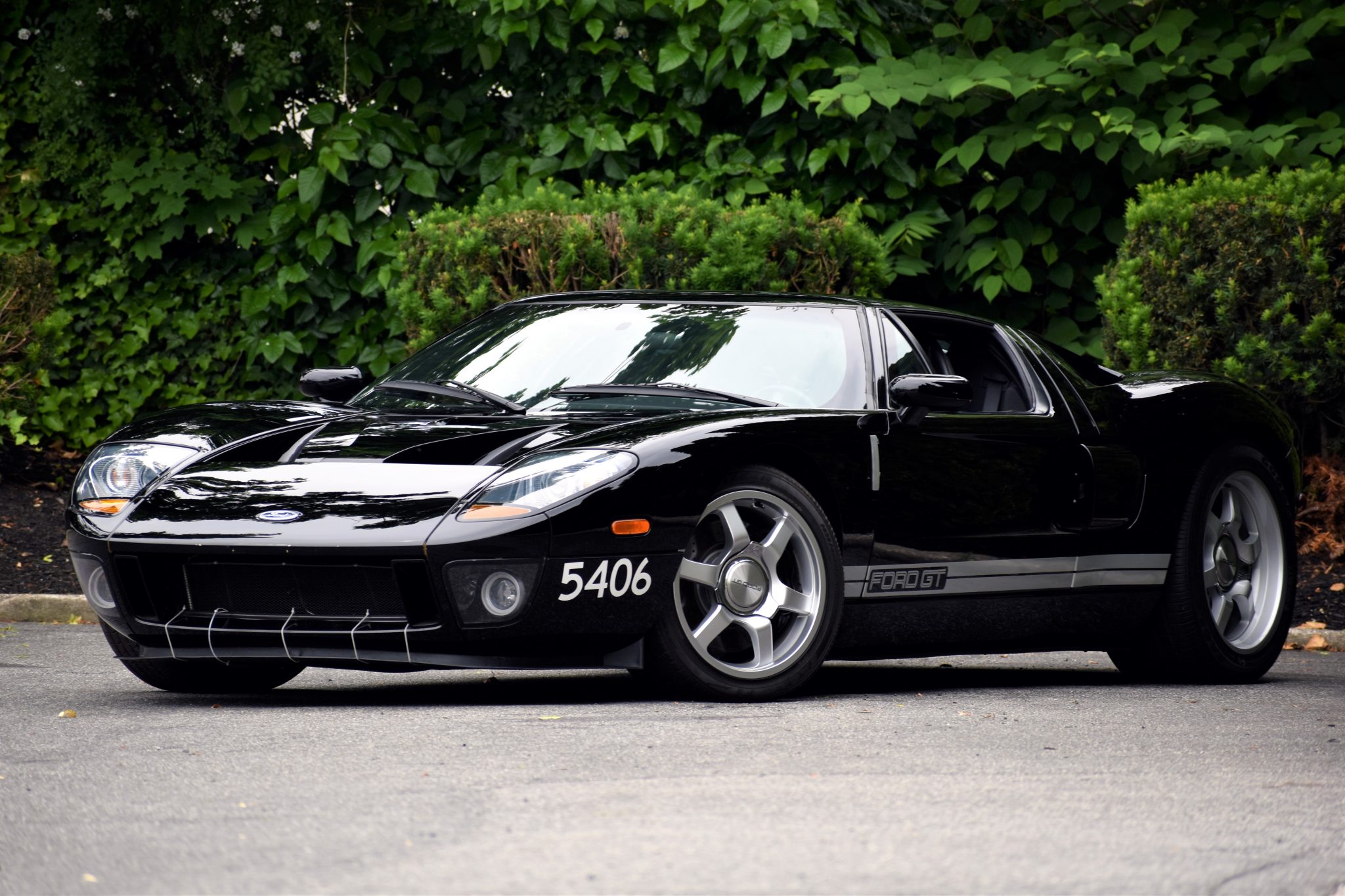 bringatrailer.com