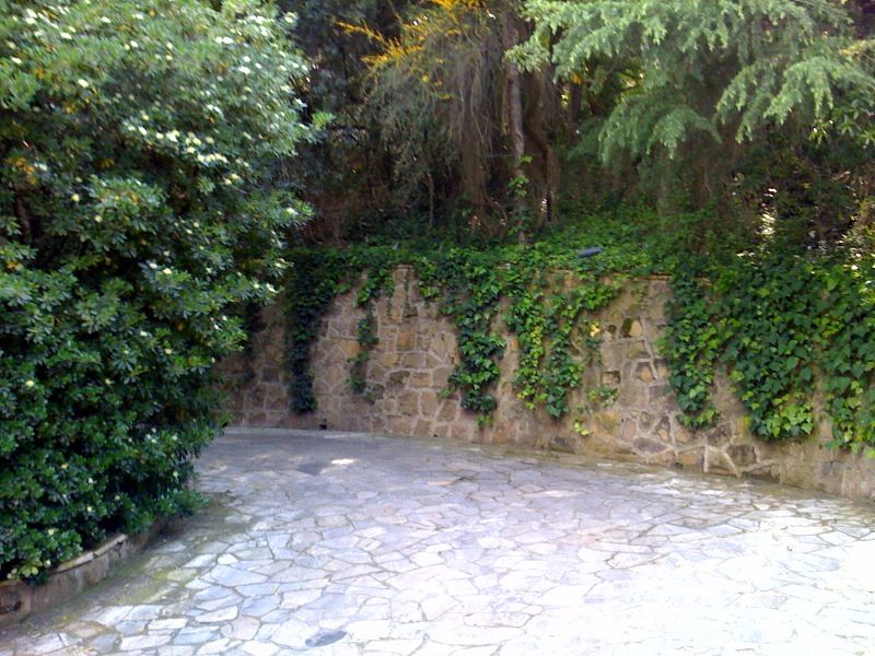 mcqueenentrance.jpg