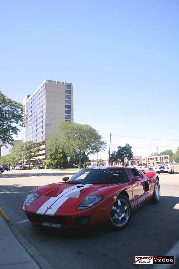 Ford_GT_Red_9.jpg