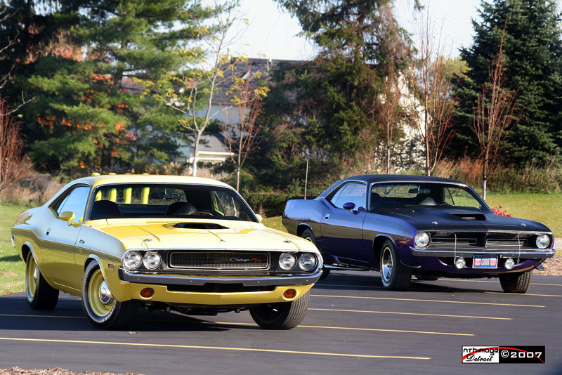 Hemi_Challenger_13%20copy.jpg