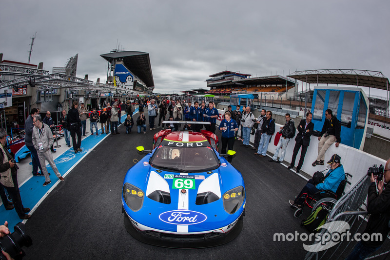 lemans-24-hours-of-le-mans-test-day-2016-69-ford-chip-ganassi-racing-ford-gt.jpg
