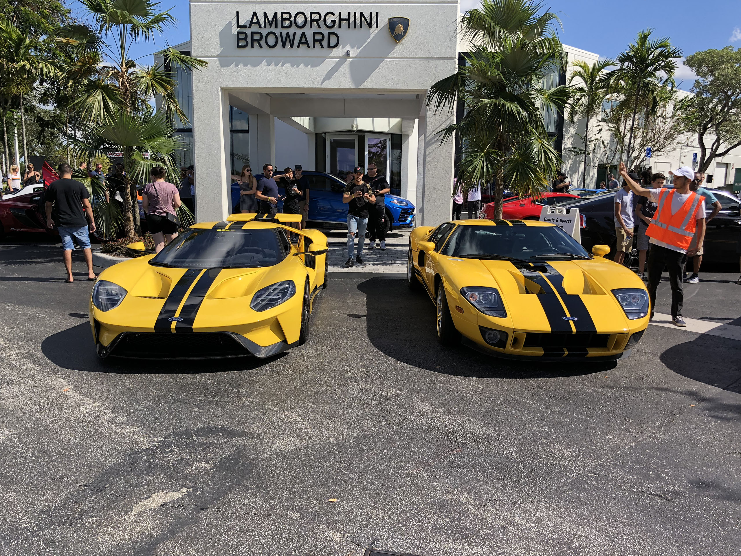 2018-ford-gt-2005-ford-gt-triple-yellow-speed-yellow436.jpg