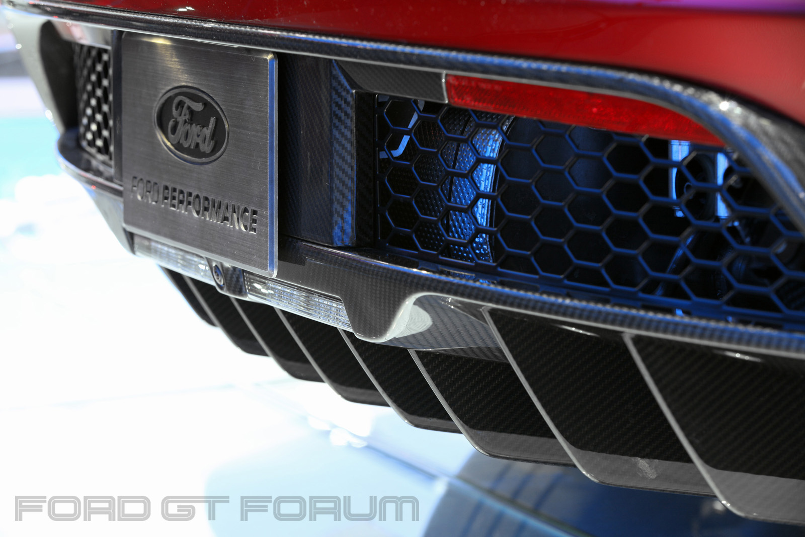 Ford-GT-Autoshow-3000-17.jpg