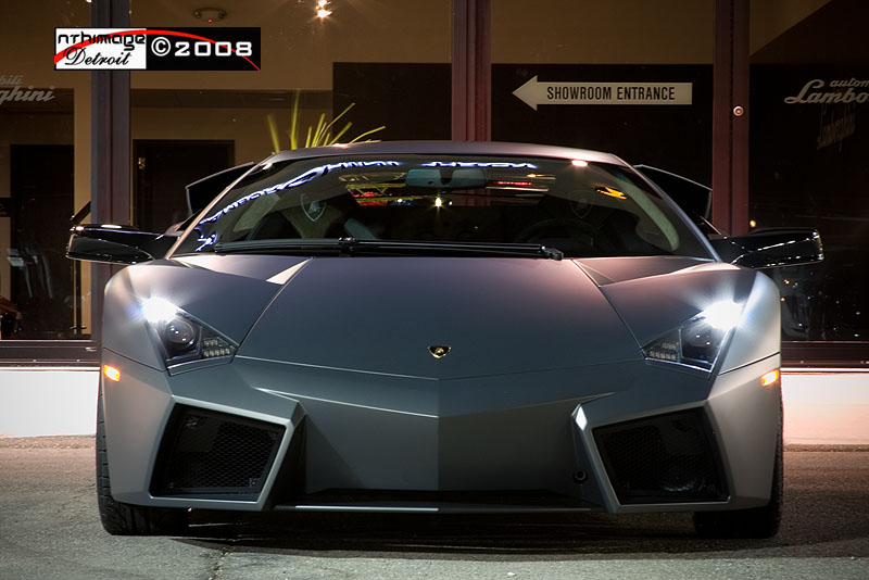 Lamborghini_Reventon_12_Night_2.JPG