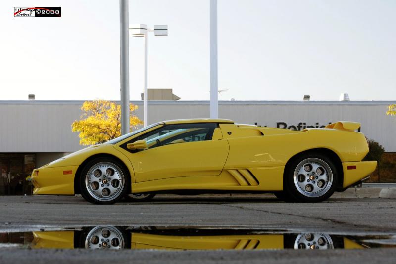 Lamborghini_Troy_Club_Fall_Tour_Diablo_Roadster_2.jpg